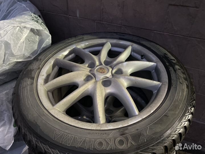 Комплект колес на Зимней резине диски porsche r19