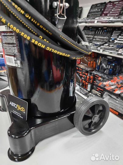 Нагнетатель смазки пневматический 12 л