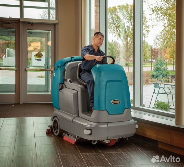 Оператор на поломоечной машине