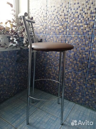 Барный стул