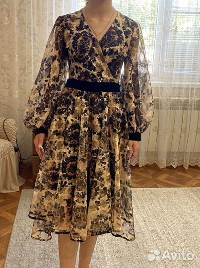 Вечернее платье