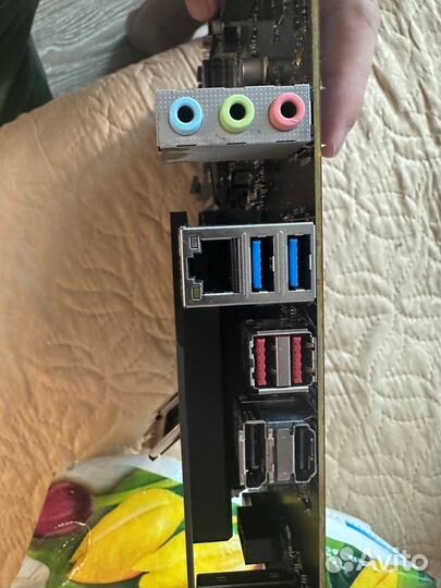 Материнская плата