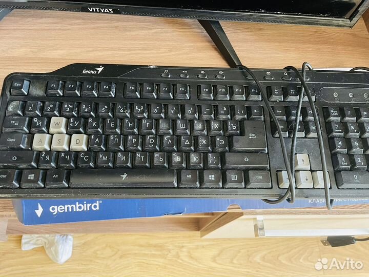 Игровая клавиатура с подсветкой