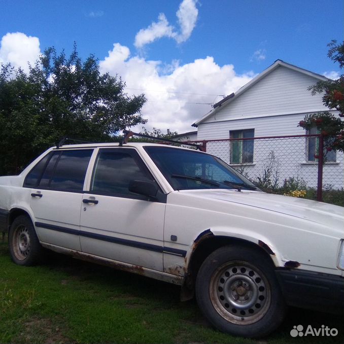 Машина кромах. Nissan Bluebird 1986. Toyota Camry 1983. Вольво 940 1995. Ниссан Блюберд дизель.