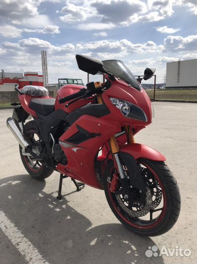 Продается мотоцикл Falcon Speedfire