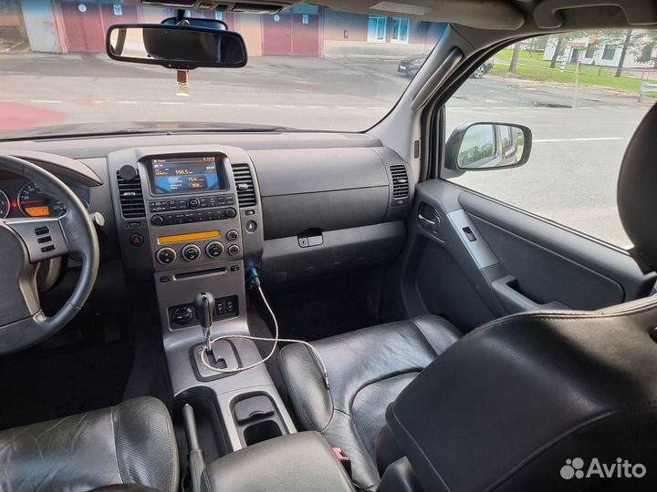 Nissan Pathfinder 2.5 AT, 2005, 332 000 км