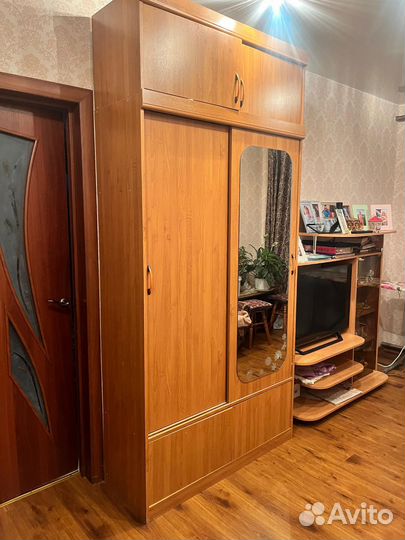 Шкаф купе с зеркалом бу