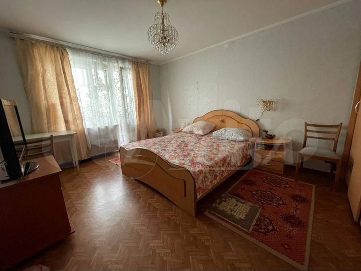 2-к. квартира, 66,2 м², 1/10 эт.