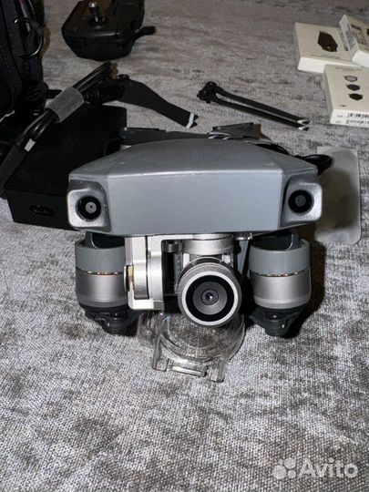 Квадрокоптер Dji mavic pro