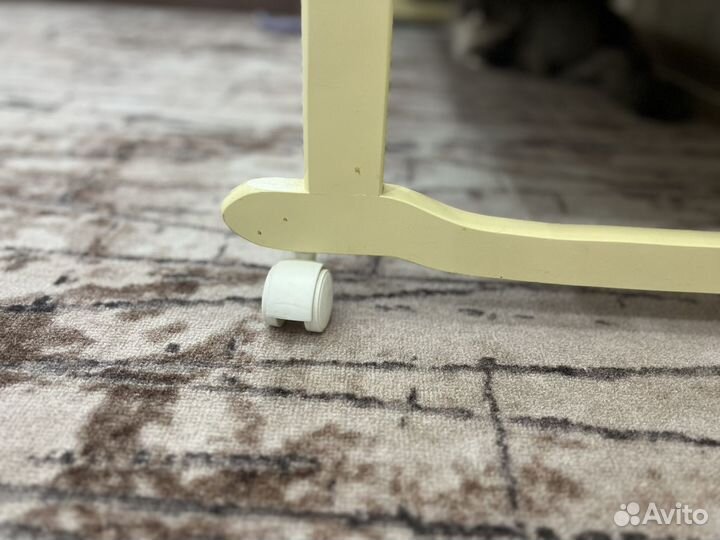 Кроватка для новорожденных