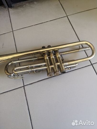 Труба латунная музыкальная