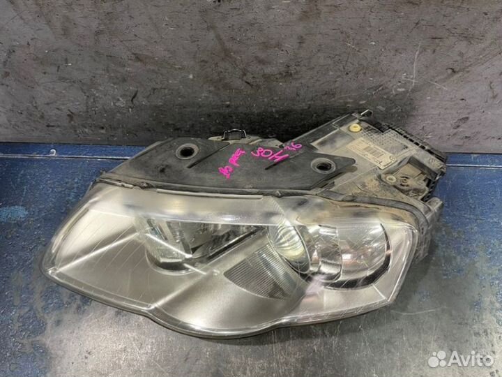 Фара ксенон левая Volkswagen Passat B6