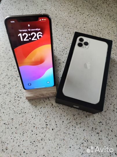 iPhone 11 Pro Max, 64 ГБ