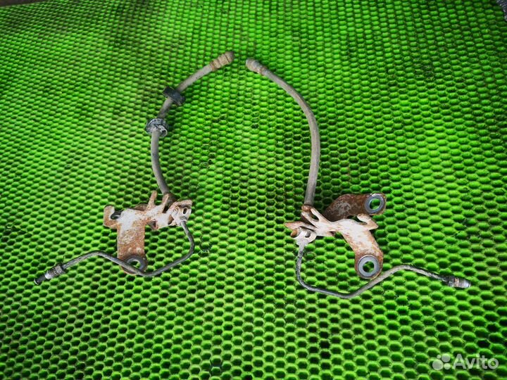 Трубка задняя левая на Renault Duster 2012-н.в