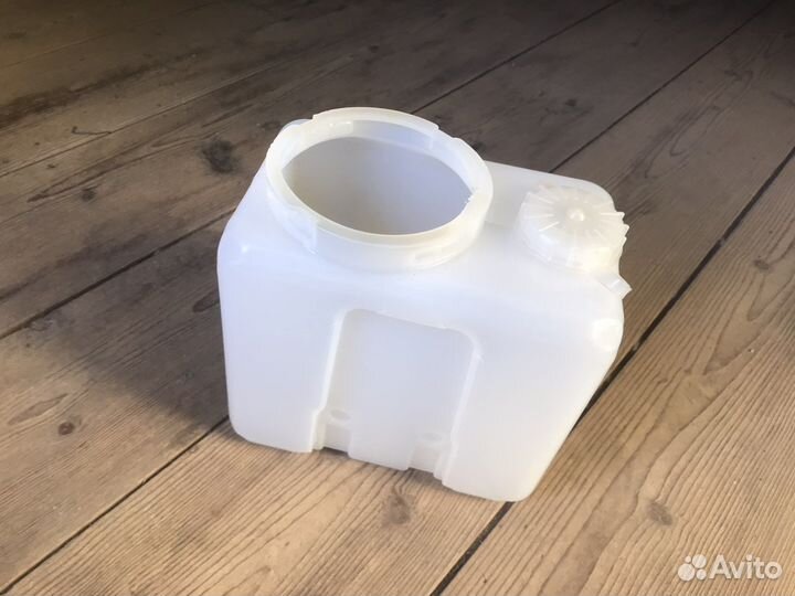 Бачок омывателя на Ваз 2101/2105/2107