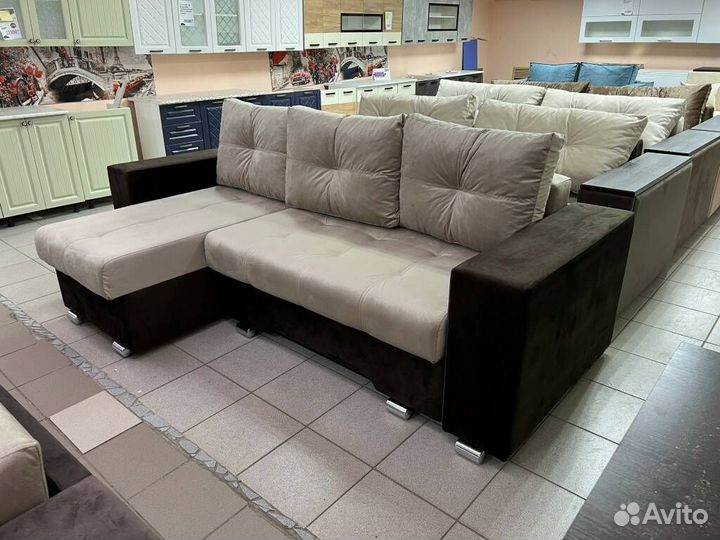 Диван мягкий