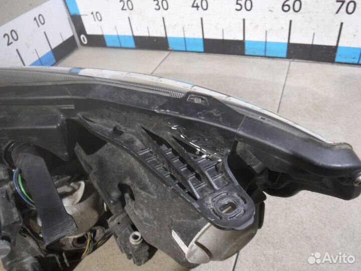 Фара правая LADA Vesta