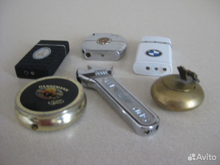 Коллекция зажигалок