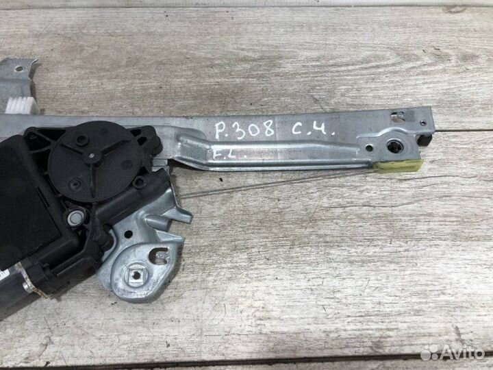 Стеклоподъемник передний левый Peugeot 308 1.6