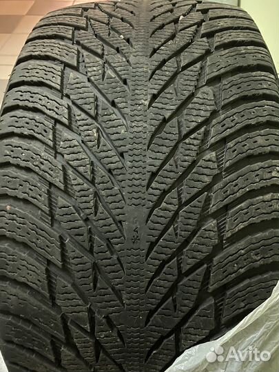 Nokian Tyres Hakkapeliitta R3 275/35 R20