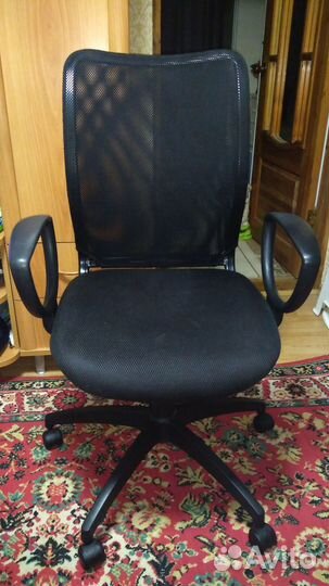 Компьютерное кресло