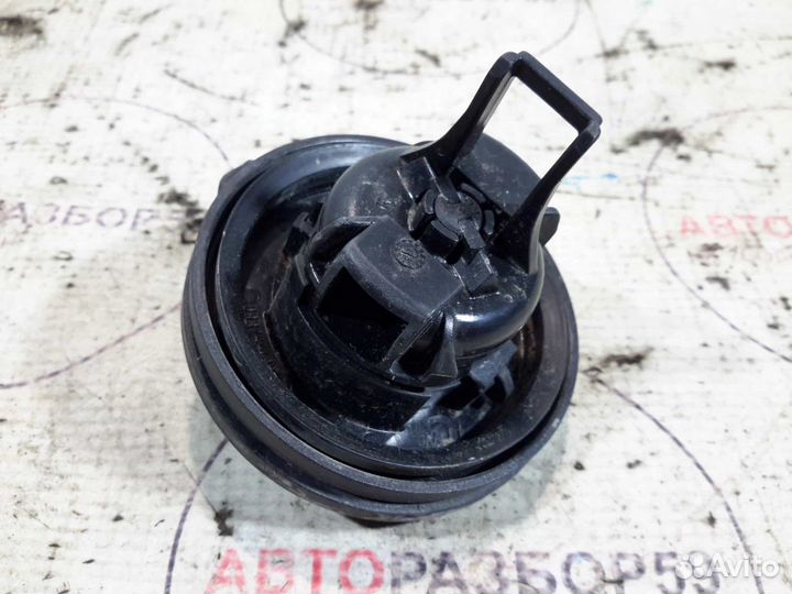 Крышка топливного бака Peugeot 301