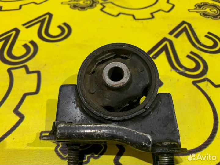 Подушка двигателя задняя Toyota Caldina ST210 3SFE