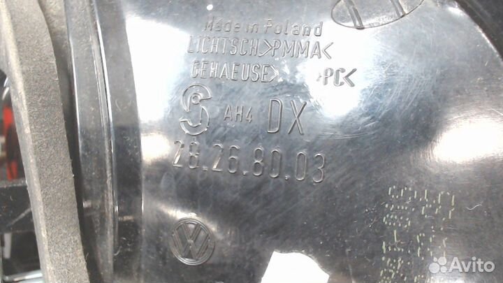 Фонарь крышки багажника Volkswagen Touareg, 2008