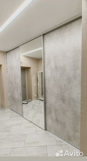 Шкаф зеркальный