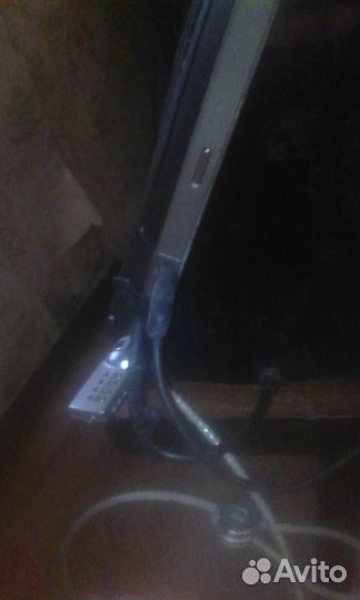 Металлический шнур для ноутбука