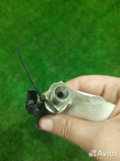 Форсунка топливная Bmw 320I F30 N20B20B 2012