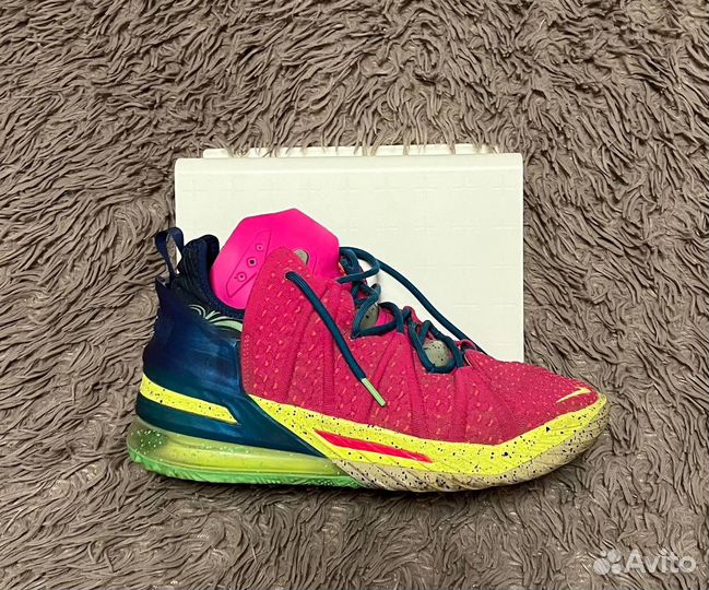 Кроссовки Nike Lebron 18 баскетбольные