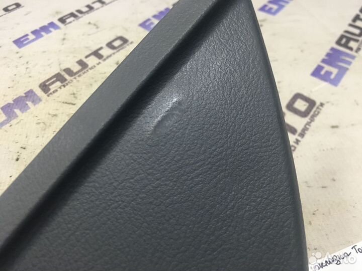 Накладка торпедо правая Киа Серато