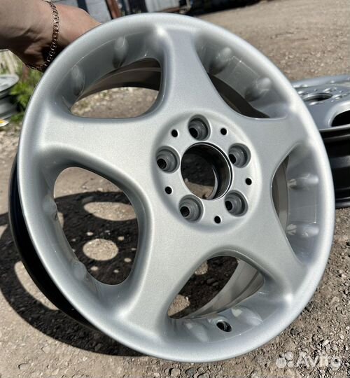 Оригинал Mercedes R16 5;112 (272)