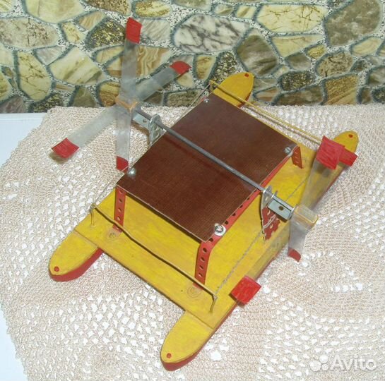 Корабль игрушка модель старая катамаран кораблик