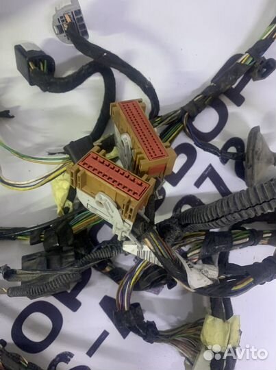Проводка (коса) салонная Ford Focus 3