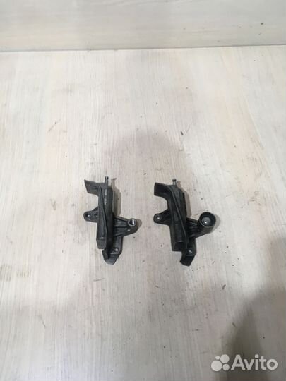 Натяжитель ремня Ауди А4 Б6 1.8 AWM