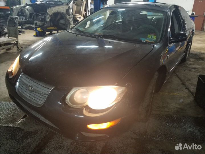 Разбор на запчасти Chrysler 300M