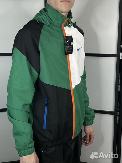 Ветровка Nike Sportswear (1/2 костюма)