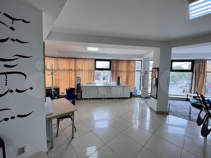 Свободного назначения, 240 м²