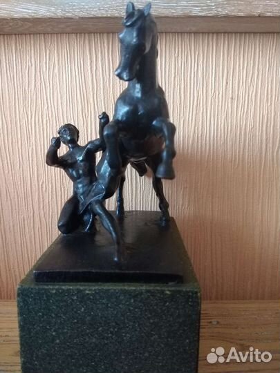 Статуэтки из металла скульптуры С-Пб