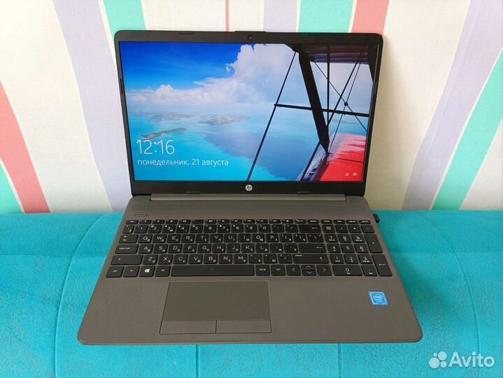 Современный HP 15,6