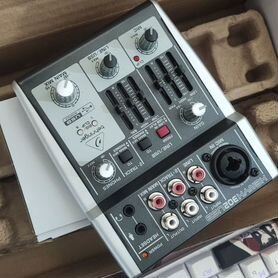 Цифровой микшерный пульт behringer xenyx 302USB