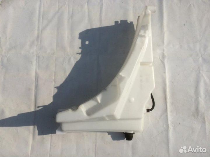 Бачок омывателя лобового стекла Land Rover Range