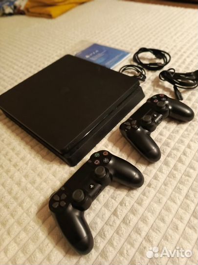 Sony PS4 slim 1tb