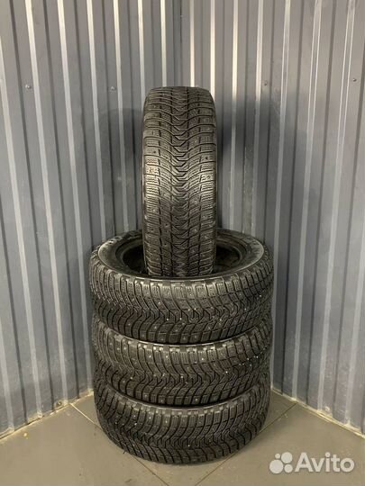 Michelin X-Ice North 3 205/55 R16 94T