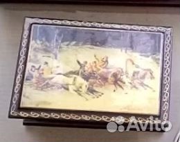 Шкатулка тройка