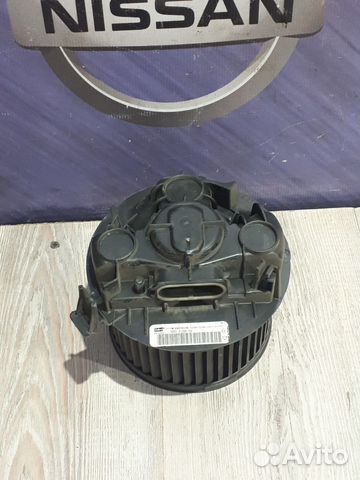 Вентилятор мотор печки отопителя Nissan note E11