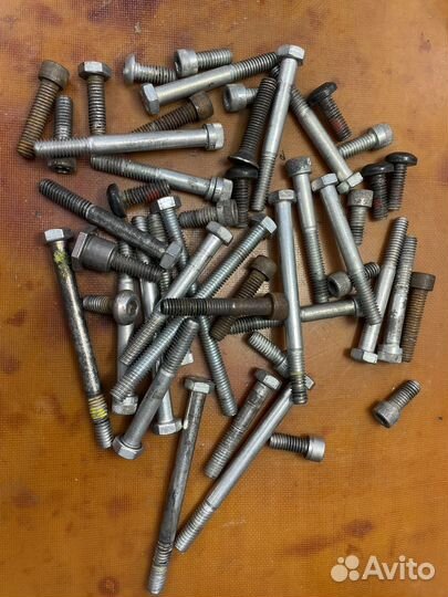 Запчасти поштучно Harley Davidson