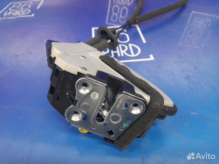 Замок двери передний правый Changan Cs35 Plus